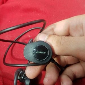 BOSE sound sport wireless ear bud headphones